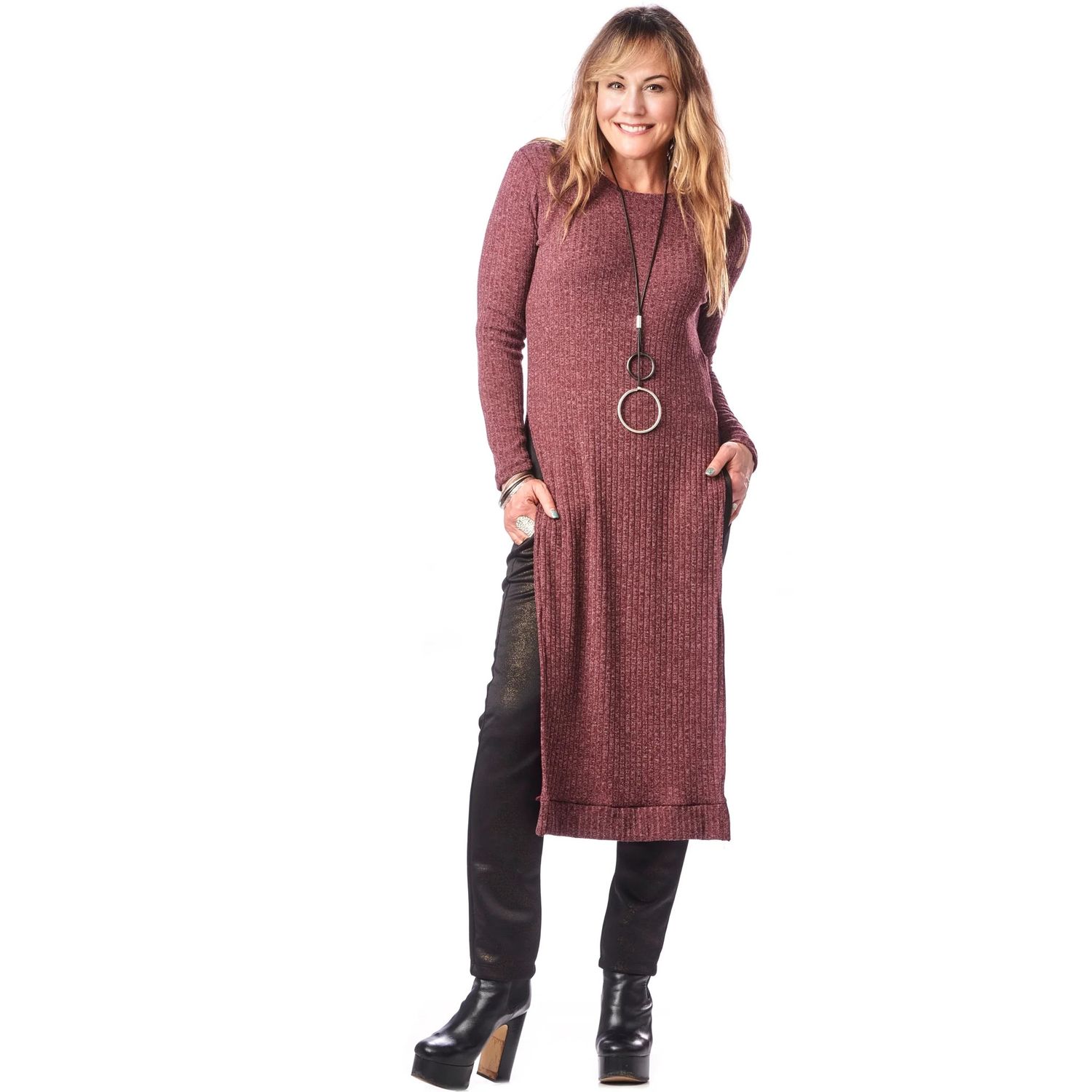 Sleeved high slit tunic, Color: Plum, Size: S