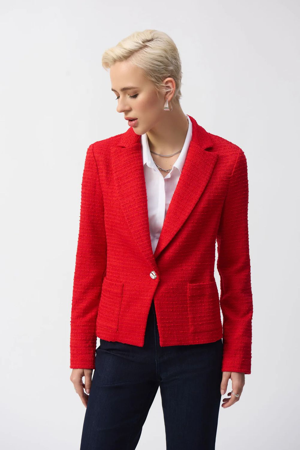 Fitted boucle blazer, Color: Radiant Red, Size: 8
