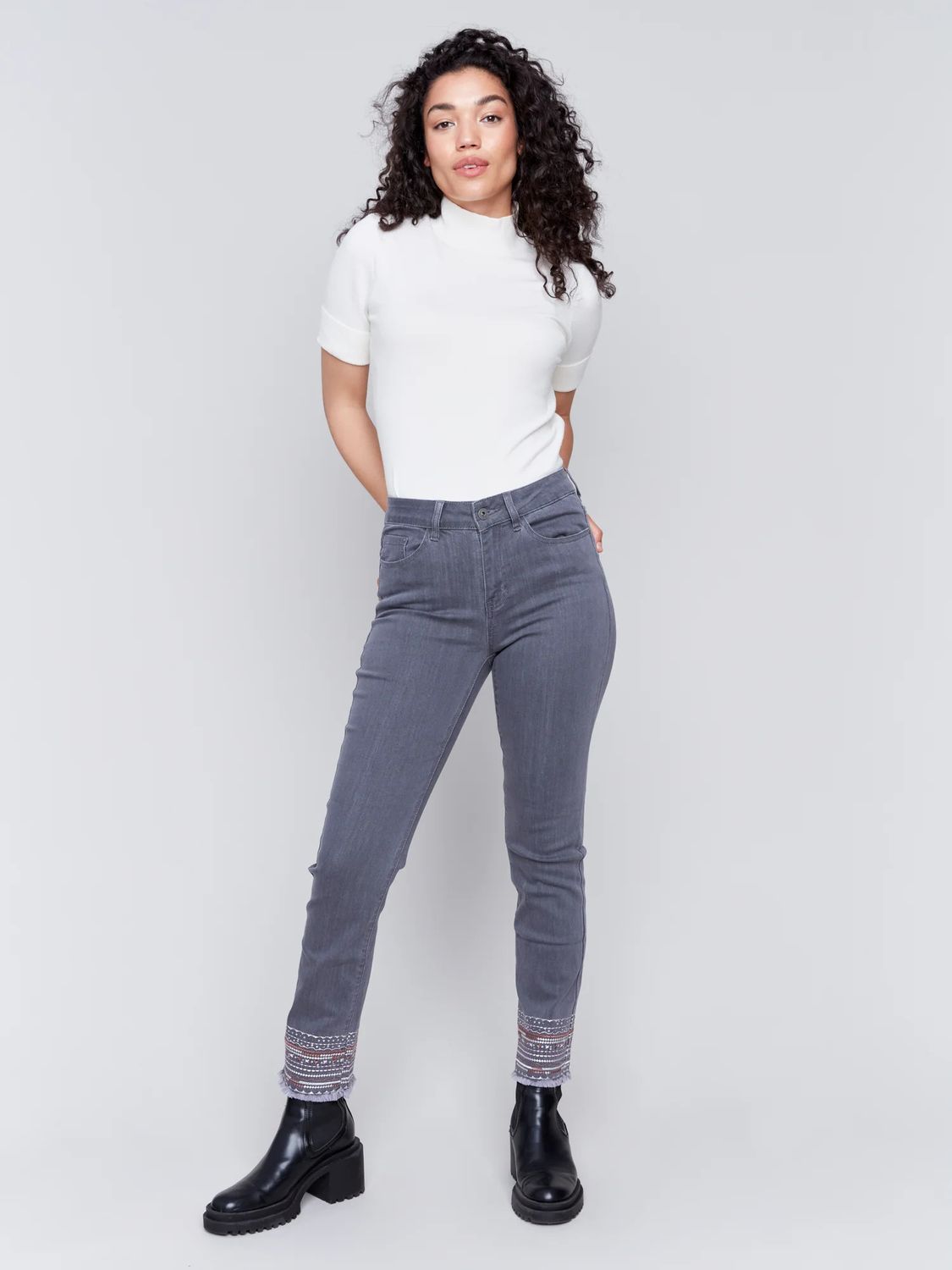 Embroidered hem jean, Color: Grey, Size: 4