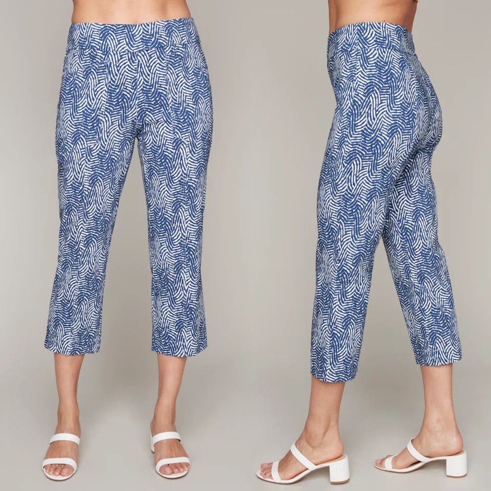 Geometric print capri, Color: Blue/ White, Size: M