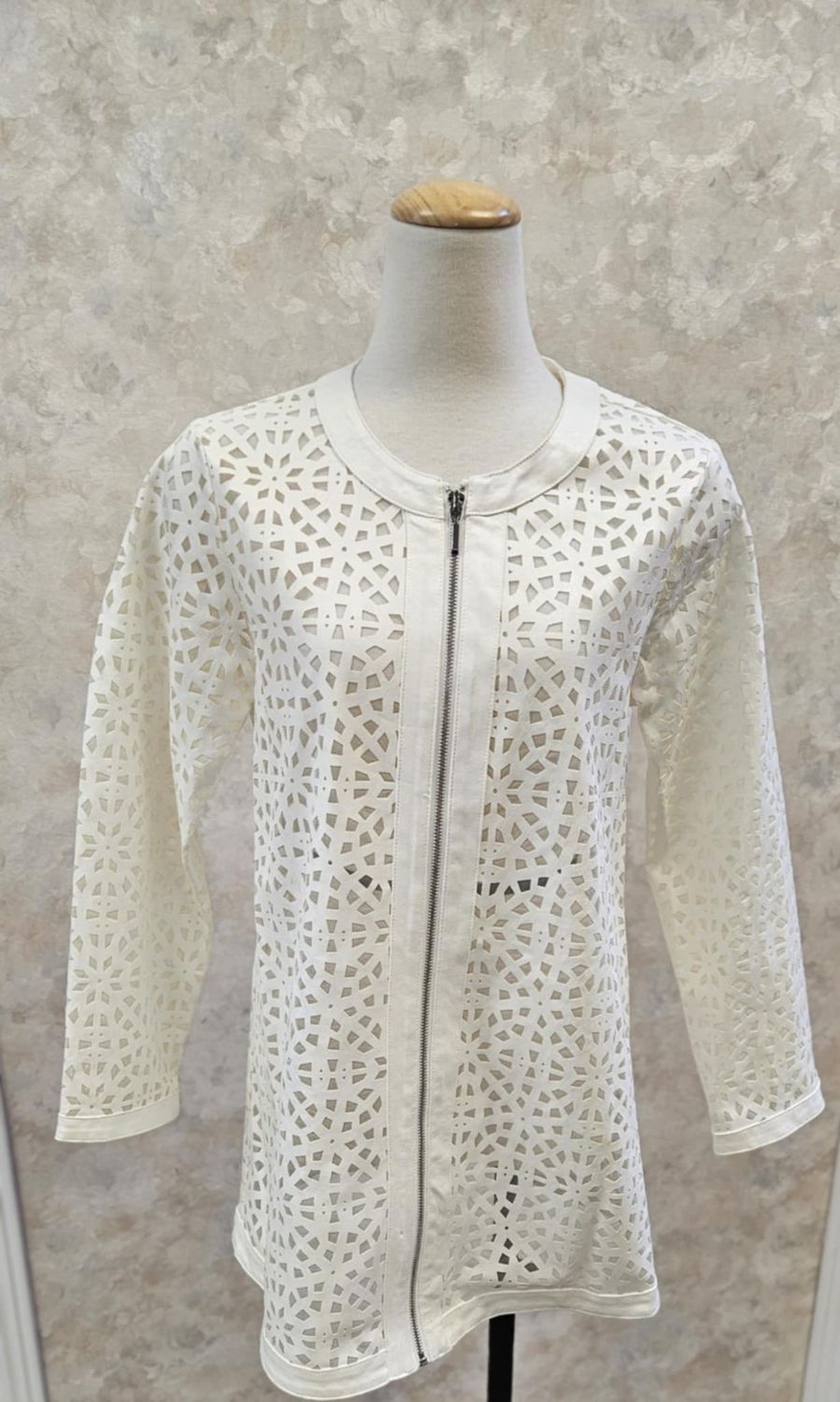 Laser Cut Vegan Leather , Color: Coconut, Size: 8