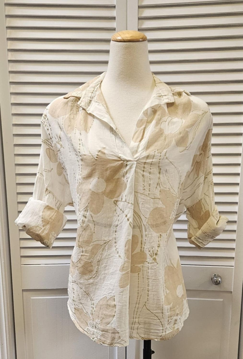 Floral Print Linen Blouse w/ Gold Lurex, Color: Beige/ Cream, Size: M