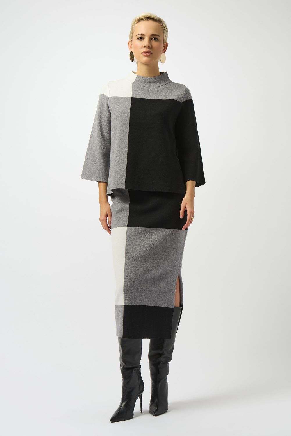 High- Neck Colour Block Top, Color: Black/ Mix, Size: S