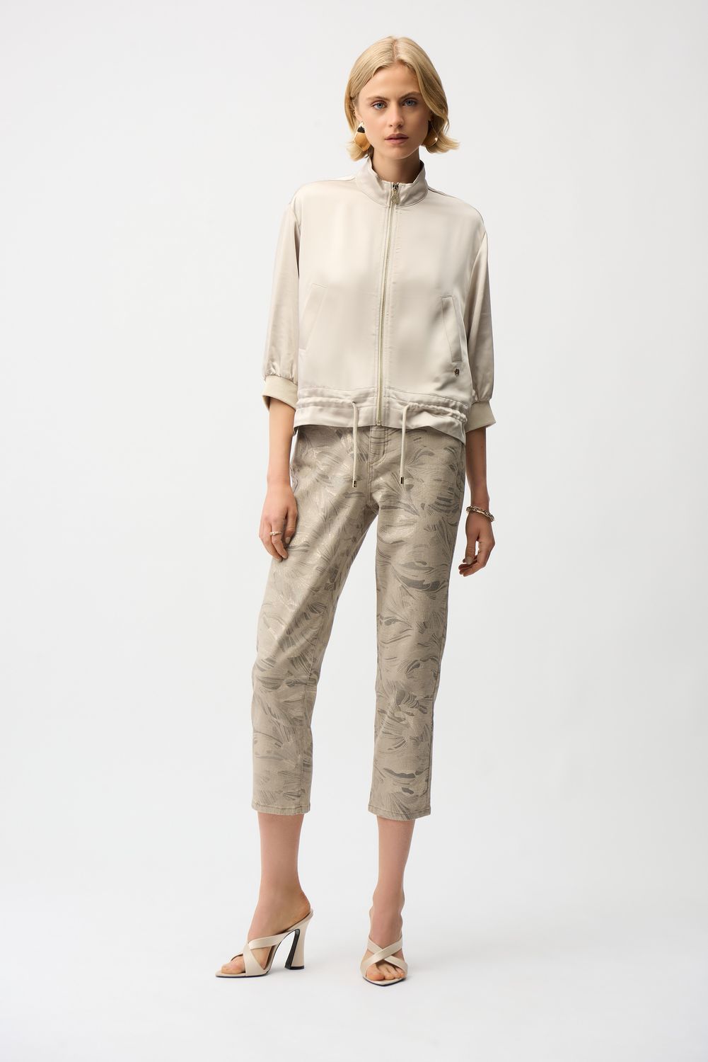 Crop Floral Print Jean , Color: Taupe/ Gold, Size: 8