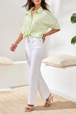 Elbow Sleeve Button-Up Top