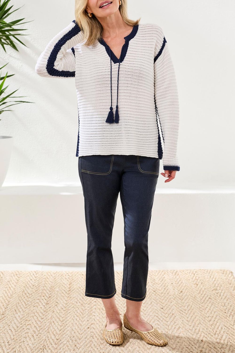 Notch Collar Knit Sweater , Color: White, Size: S
