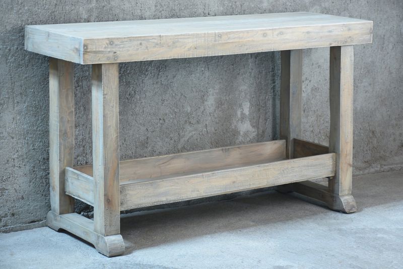 CONSOLE TABLE