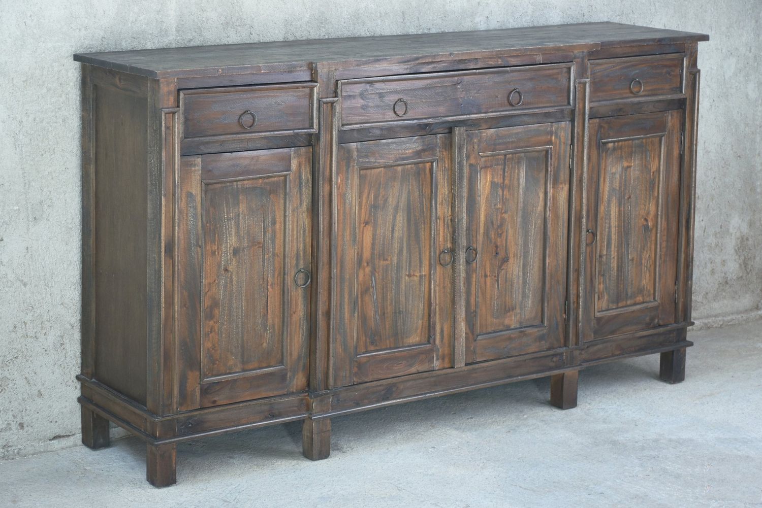 SIDEBOARD