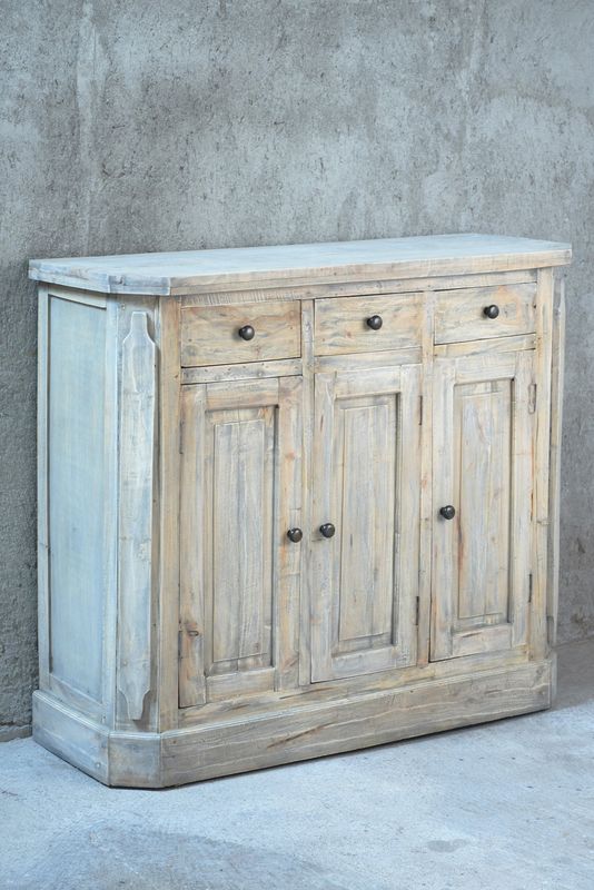 CREDENZA
