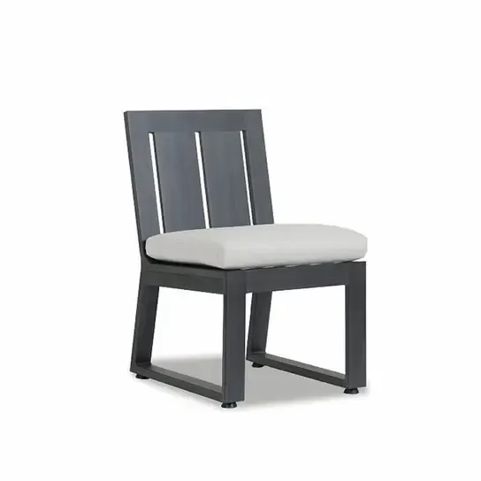 OUTDOOR DINING CHAIR