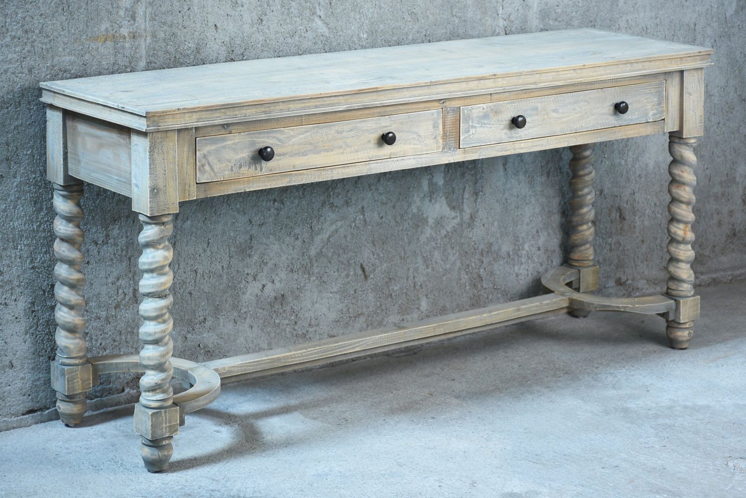 CONSOLE TABLE