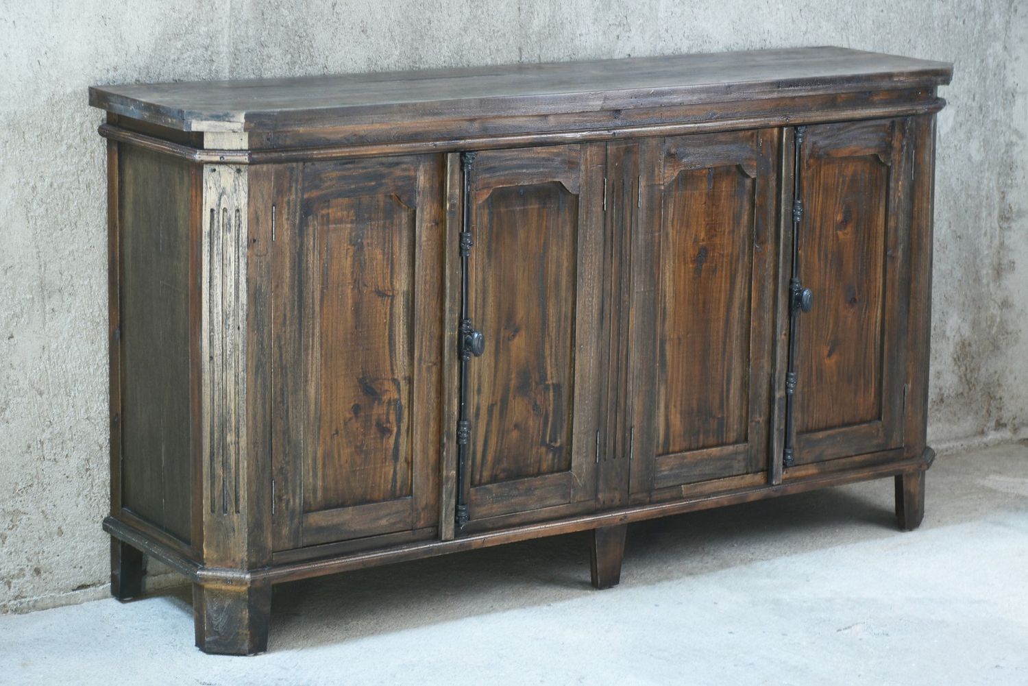 CREDENZA
