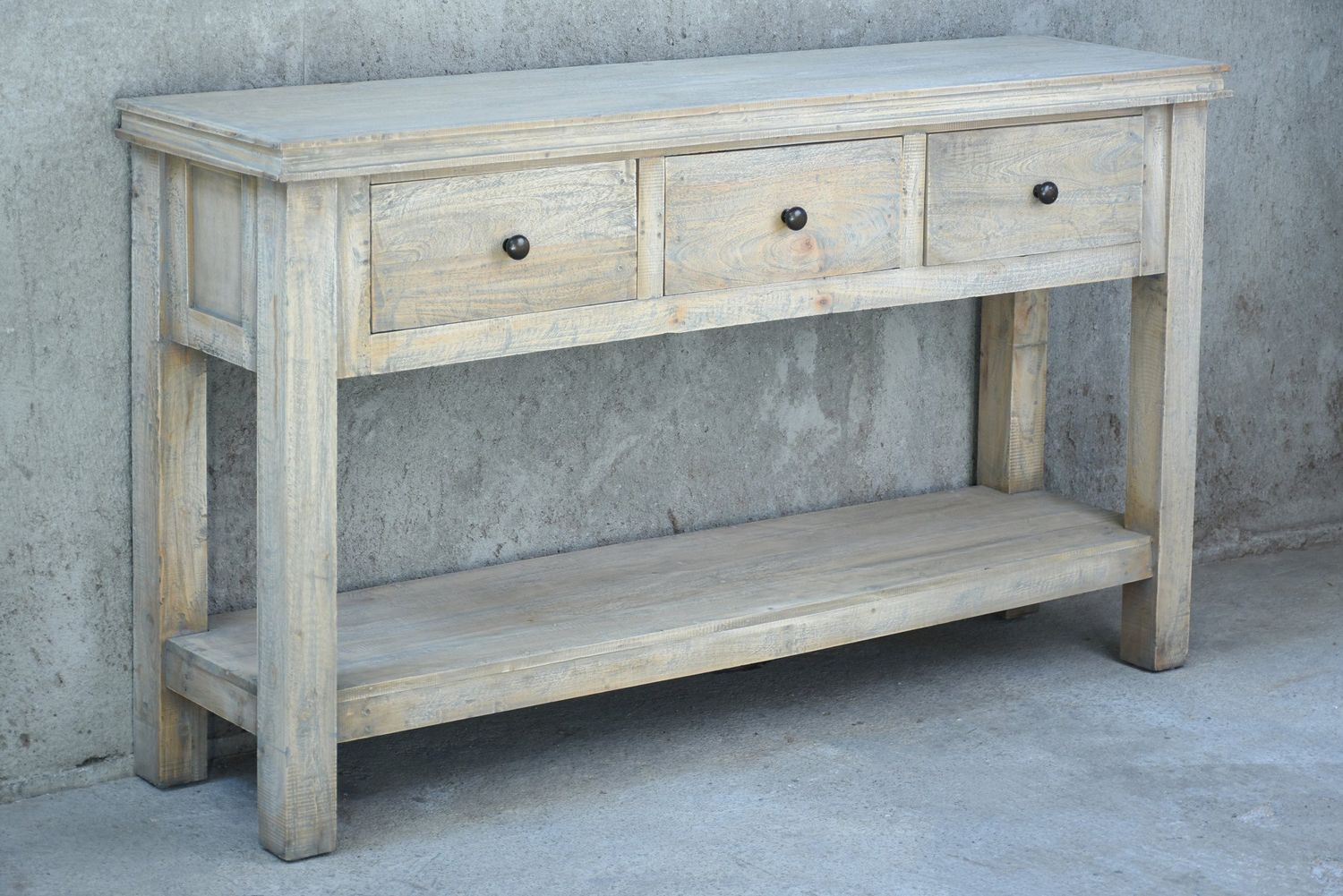 CONSOLE TABLE