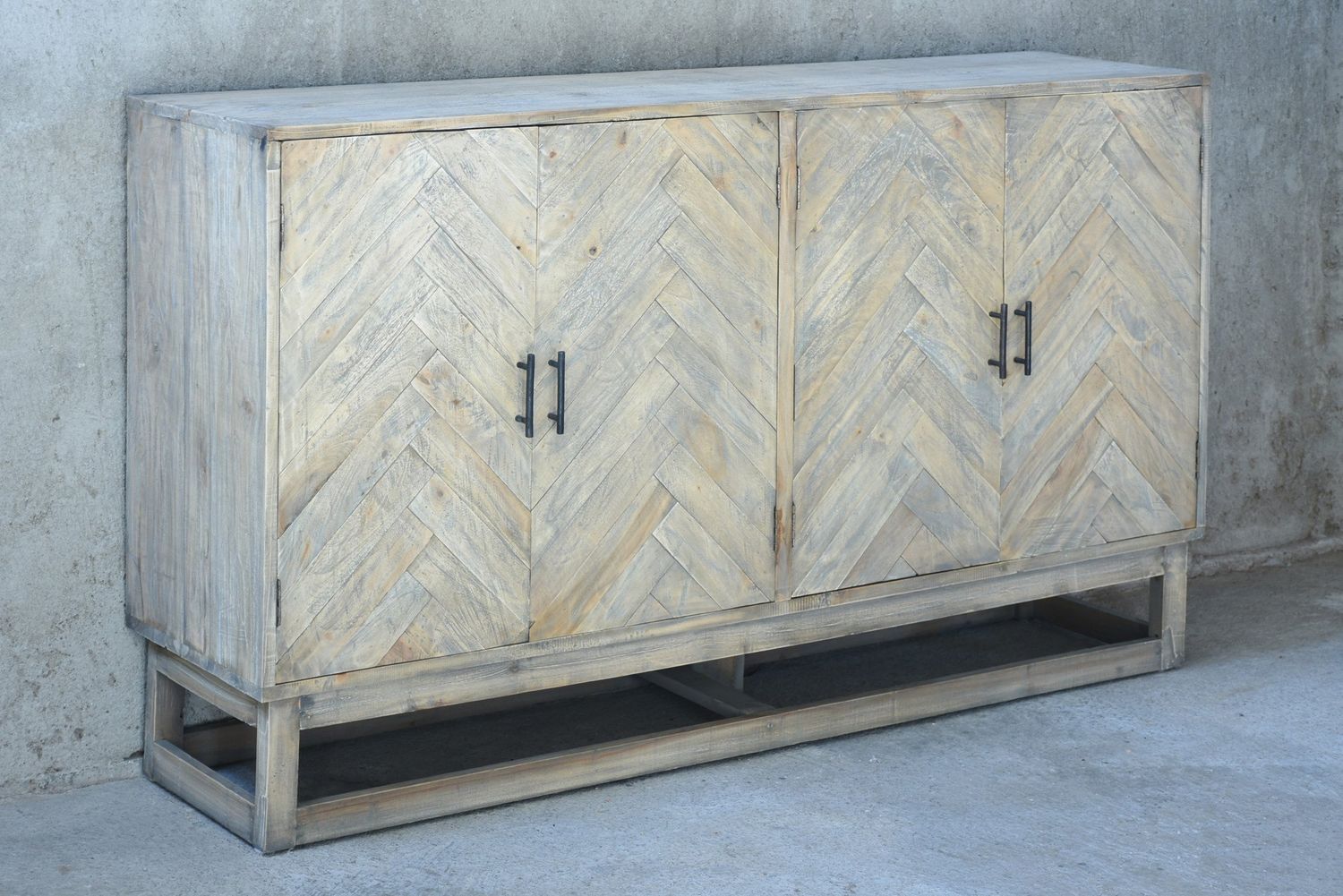 CREDENZA