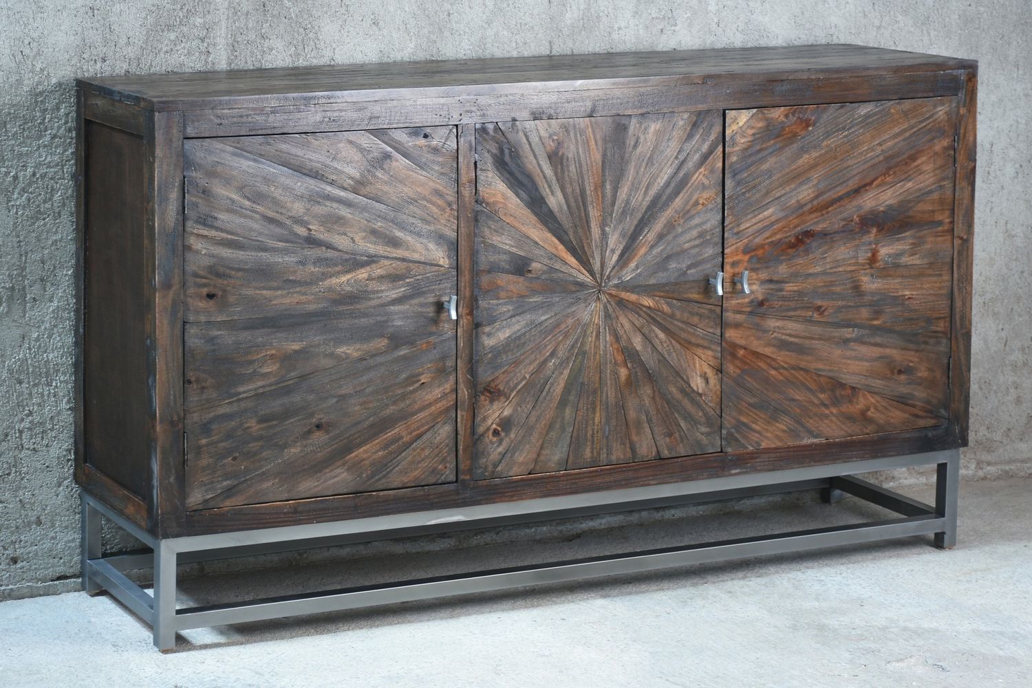 CREDENZA
