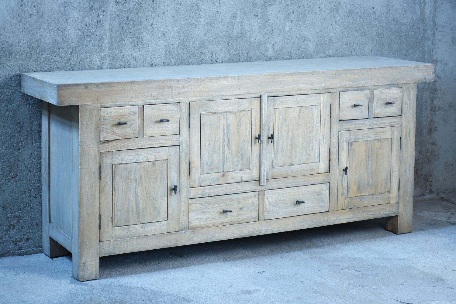 SIDEBOARD