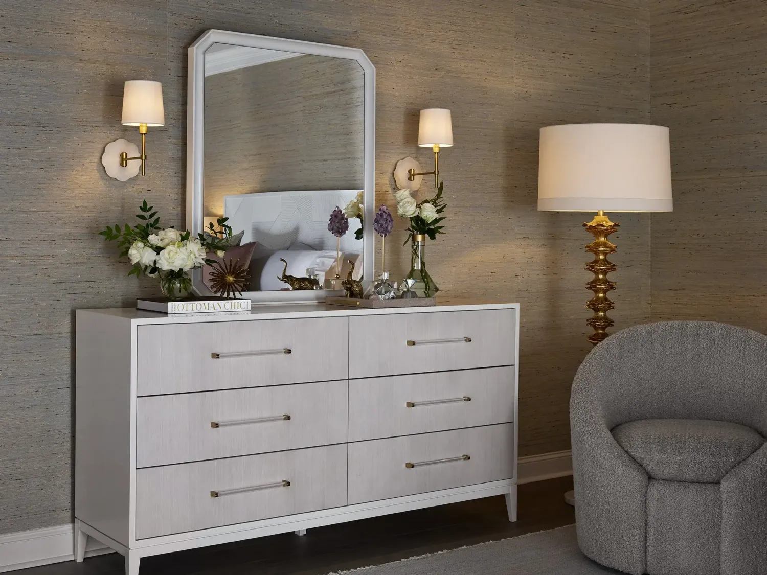DRESSER