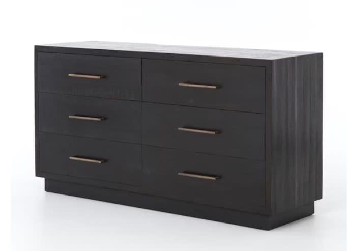 DRESSER