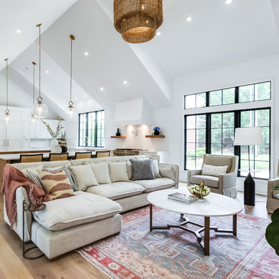 Sofas &amp; Sectionals