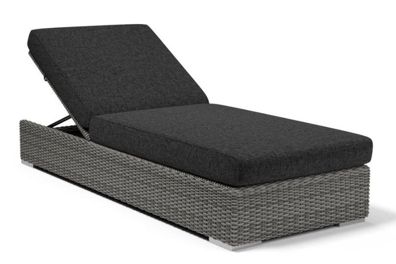 OUTDOOR CHAISE