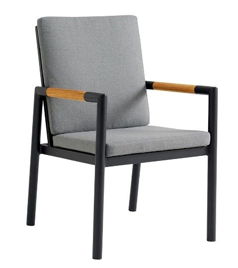 OUTDOOR CHAIR