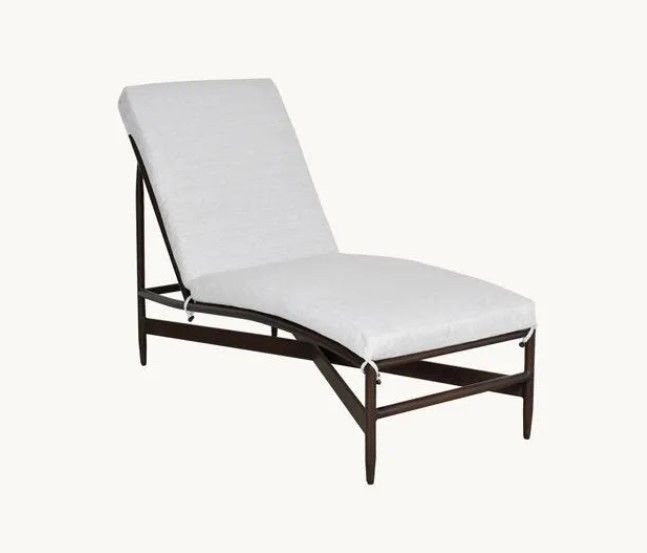 OUTDOOR CHAISE