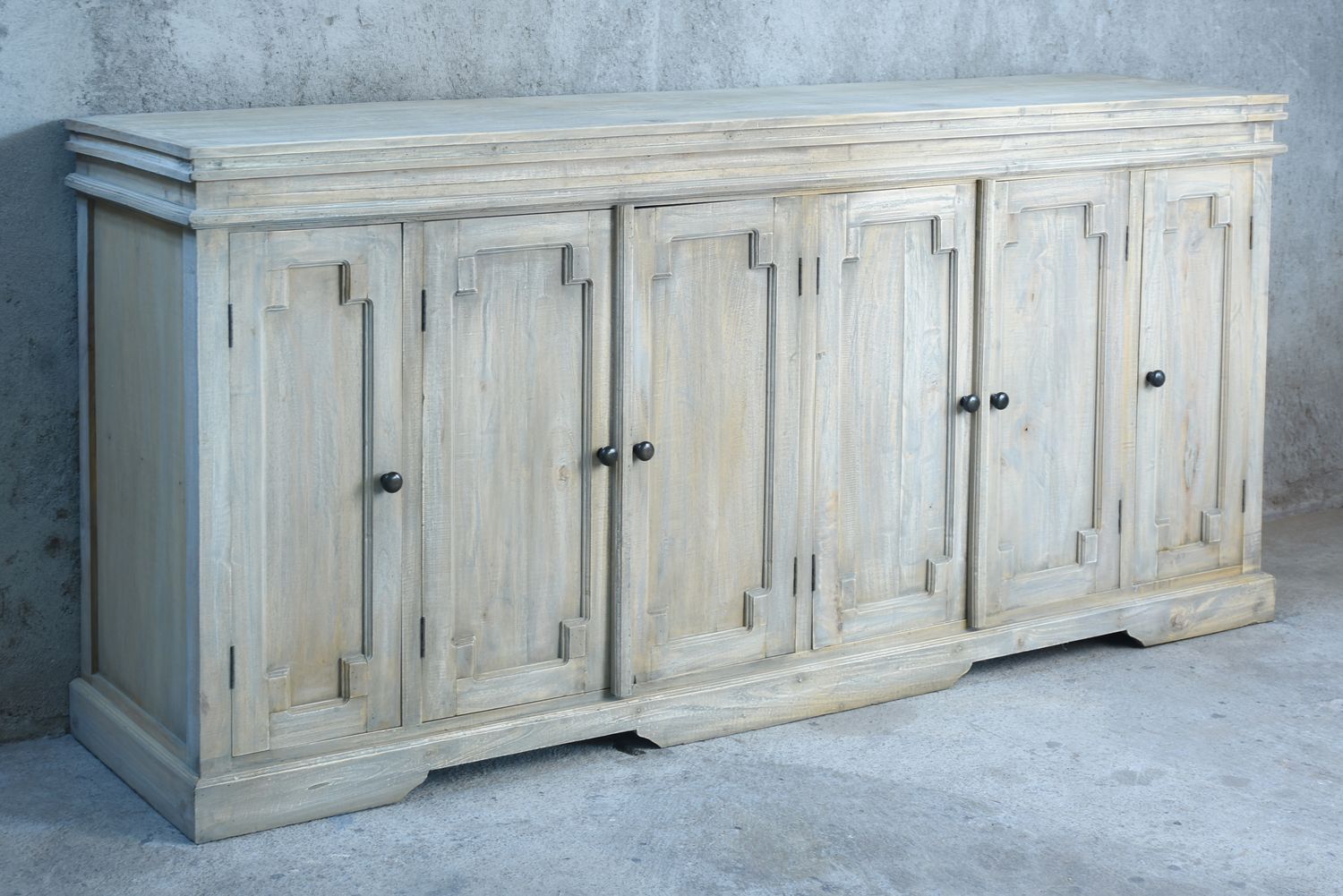 CREDENZA