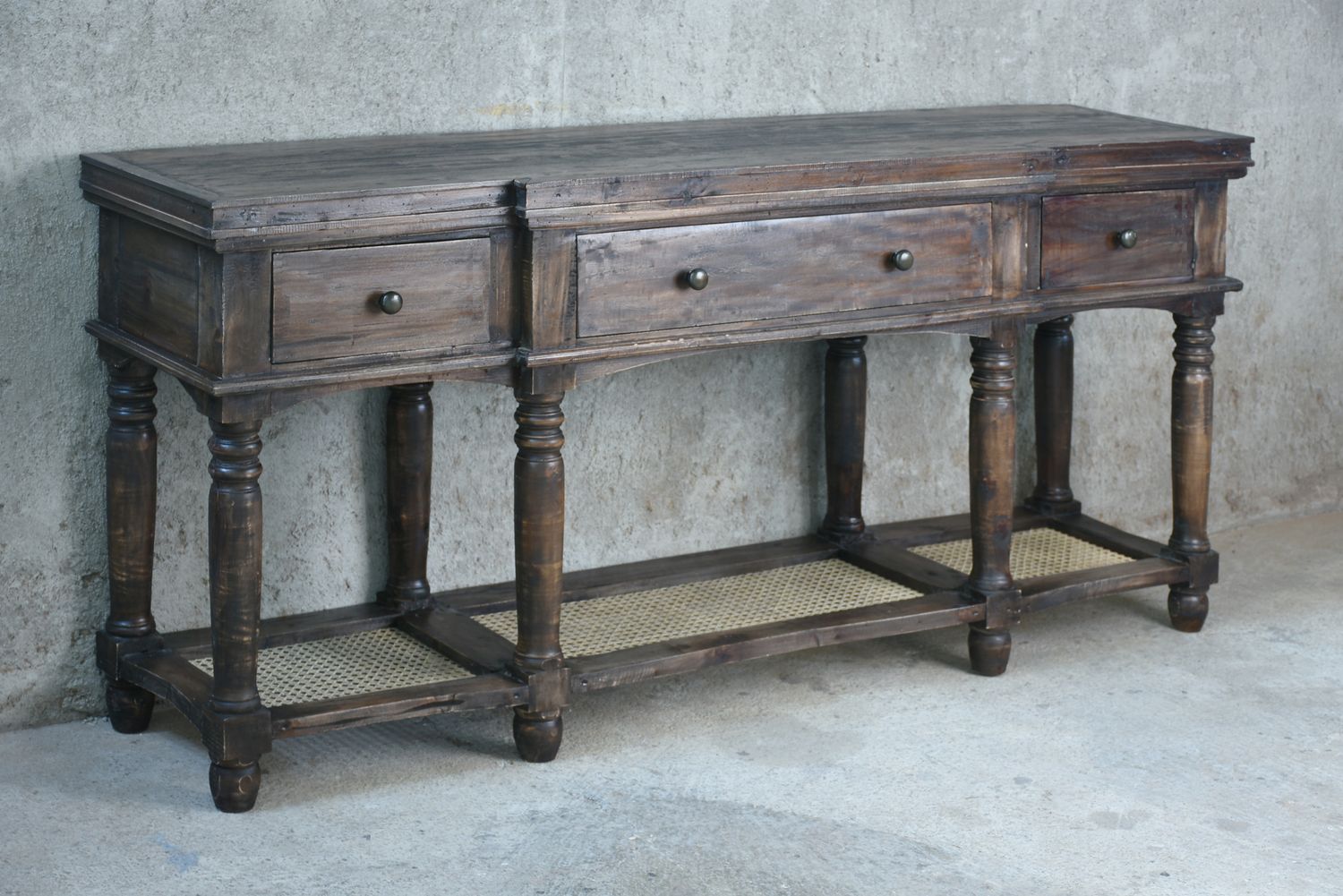 CONSOLE TABLE