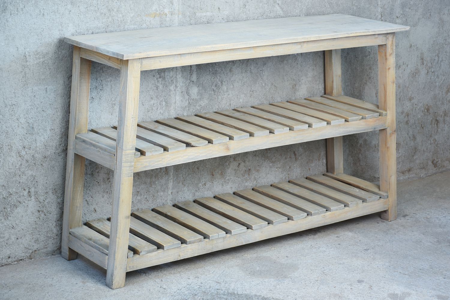 CONSOLE TABLE