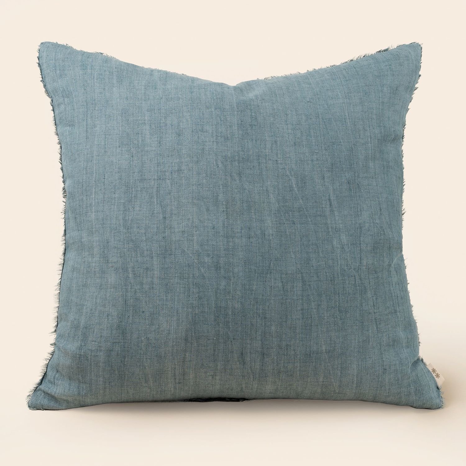 LINA LINEN PILLOW - ARCTIC BLUE