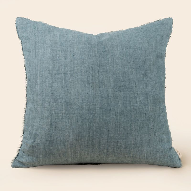LINA LINEN PILLOW - ARCTIC BLUE