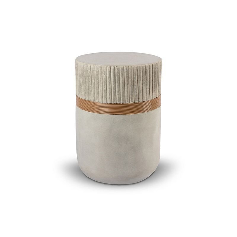 ARLO STOOL