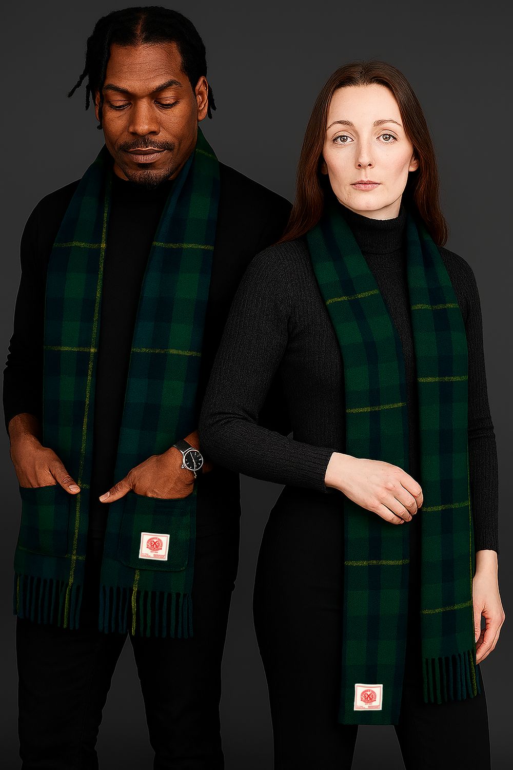 SAC GORDON TARTAN WOOL POCKET SCARF