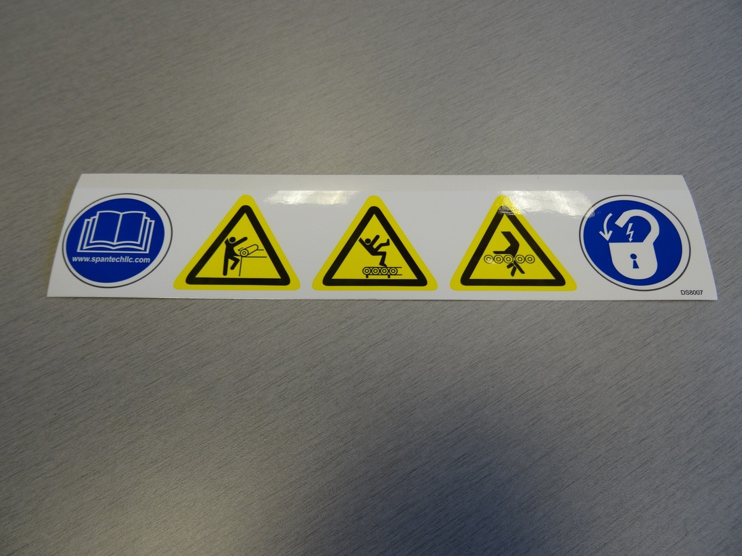 SAFETY STICKER