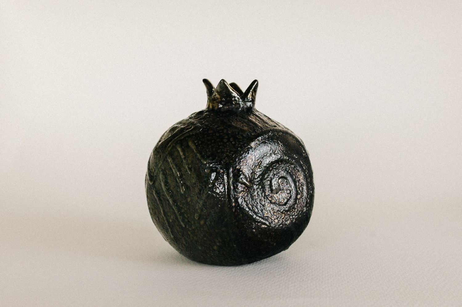 Raku Pomegranate Dark