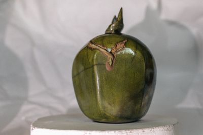 Raku Pomegranate Light