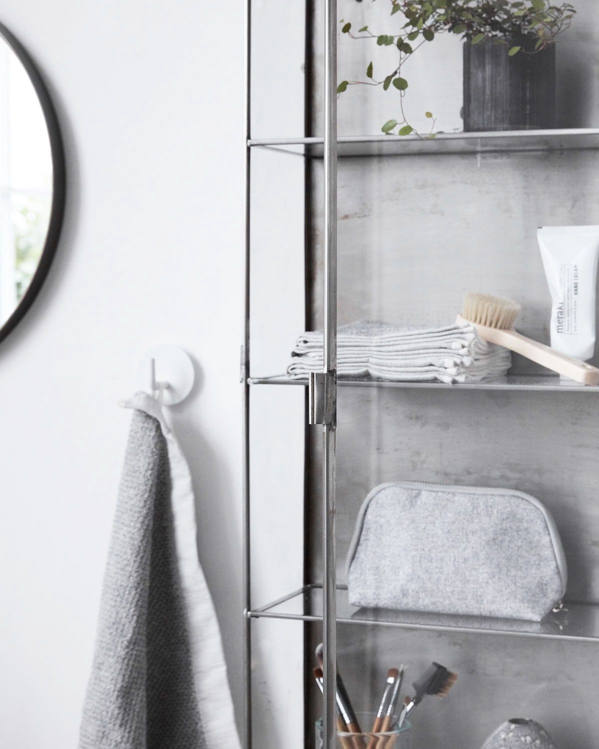 Cabinet Glass Zink 35 x 15 x 80 cm