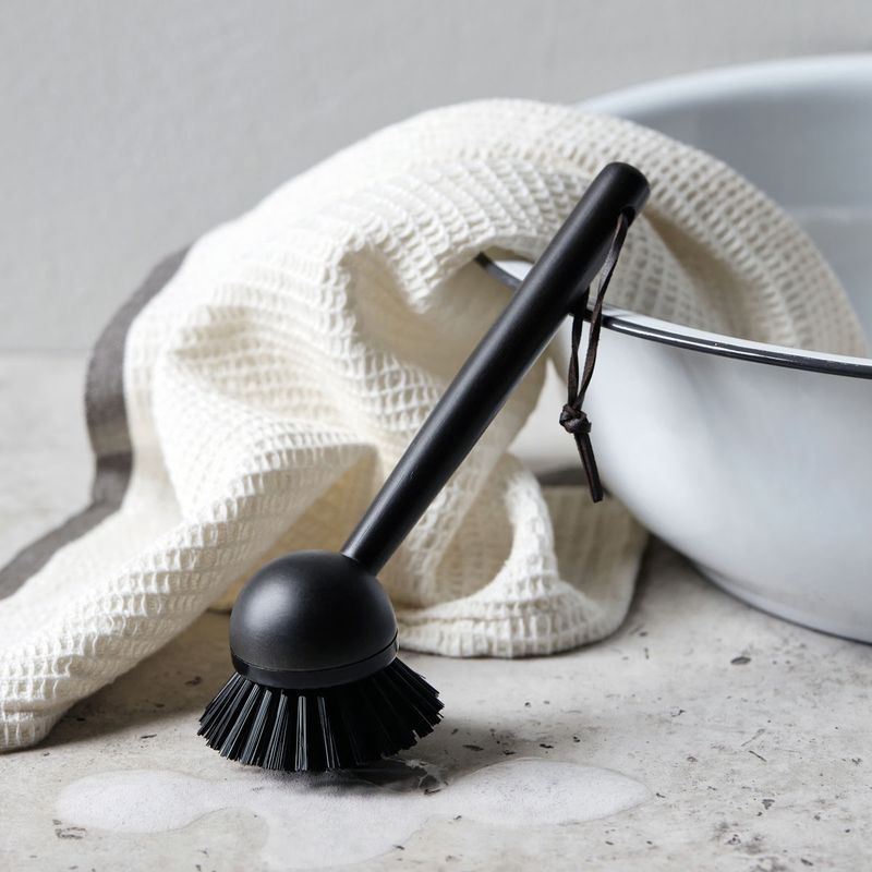 Dish Brush, Black