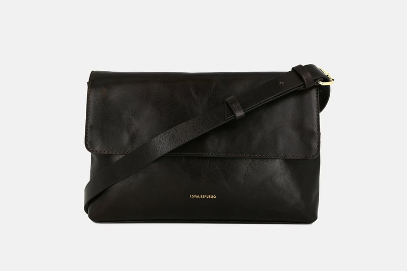 Essential Bumbag 199 black