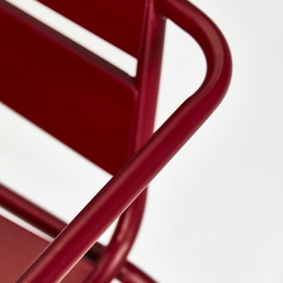Lounge Chair HD Helo Red