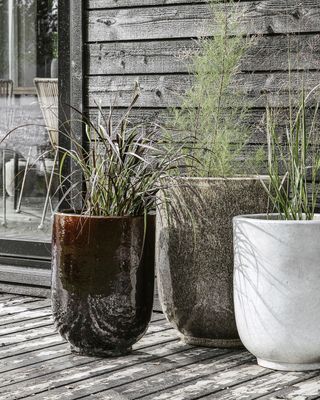 Planter Pho Dark Brown  M 45 x h55 cm