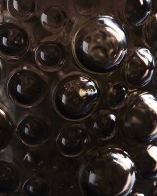 Vaas Foam bruin, relief h 19cm dia 15cm