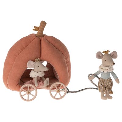 Pumpkin carriage muis