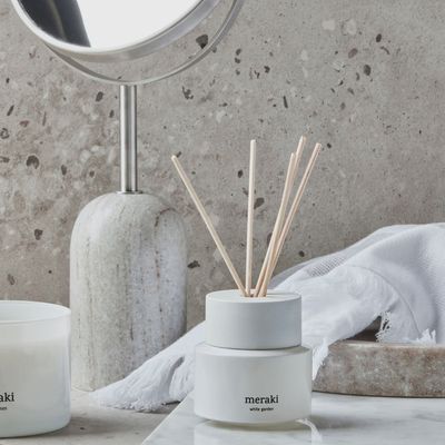 Diffuser, White garden