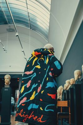 Sittingsuits - Artist Edition #10 - "Kaerlighed"