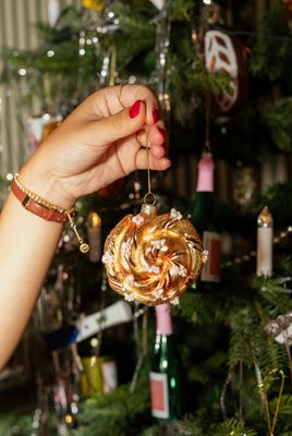 Cinnamon bun - ornament