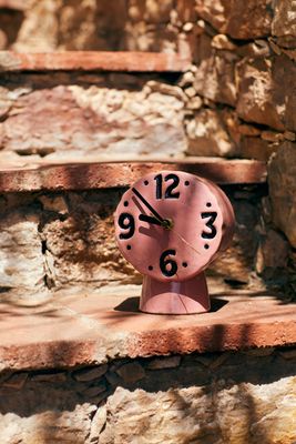 Retro ceramics clock pink