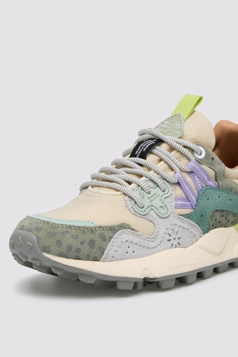 S26 YAMANO 3 WOMAN Taupe Green bottle