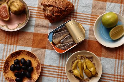 70's ceramics: saucers (set of 4)