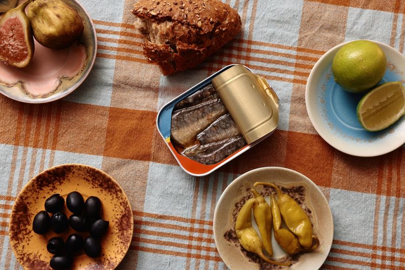 70's ceramics: saucers (set of 4)